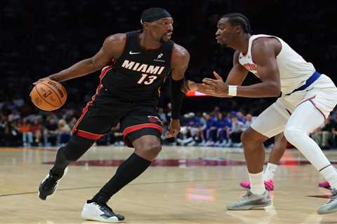 Mike Brown chose big Knicks lineup to keep with philosophy in Miles McBride’s absence