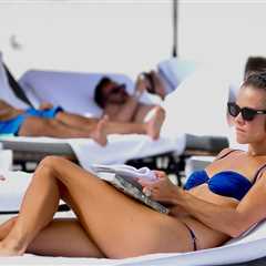 Nina Agdal Flaunts Her Bikini Body in Miami