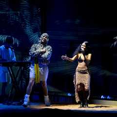 Bad Bunny & Chuwi Deliver Chill Performance of ‘Weltita’ at Latin Grammys 2025