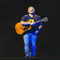 Zach Bryan Describes Going to Therapy To Confront ‘Earth-Shattering Panic Attacks’ and ‘Paralyzing’ ..