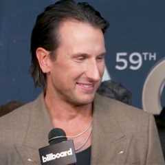 Russell Dickerson On Working With the Jonas Brothers on “Happen To Me” & More | CMA Awards 2025