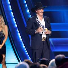 Zach Top Accepts the CMA for New Artist of the Year With His Beer Still in Hand: ‘So Thankful’