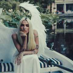 Celebrar y Gratitud: Listen to the Ultimate Thanksgiving Latin Playlist