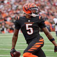 NFL Week 12 player props, picks, best bets: Tee Higgins, Travis Kelce