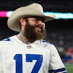 Post Malone Salutes Marshawn Kneeland During Dallas Cowboys Halftime Performance