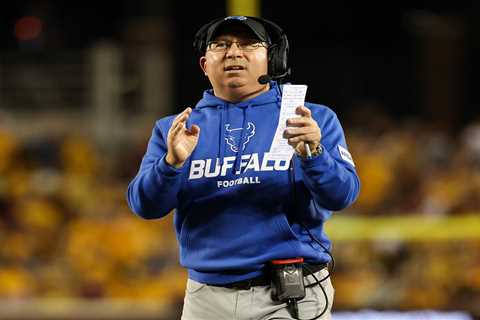 Miami (Ohio) vs. Buffalo prediction: Odds, picks, and best bet for ‘MACtion’ clash