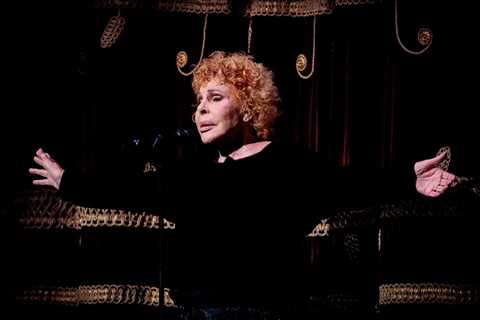 Ornella Vanoni, ‘The Lady of Italian Song,’ Dies at 91