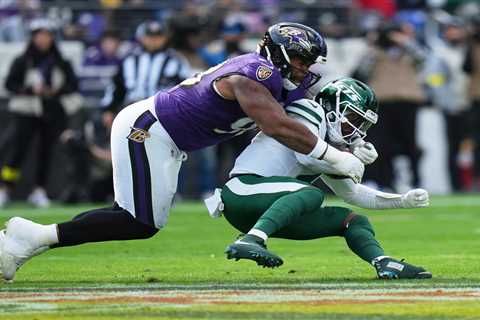 Jets fall to Ravens to secure 10th straight losing season