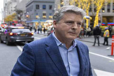 Hal Steinbrenner details Yankees’ free agency thinking with $300 million concern looming over..