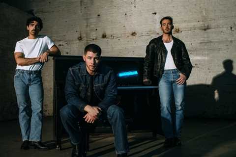 MGK Recruits Jonas Brothers for Surprise ‘Cliche’ Remix: Listen