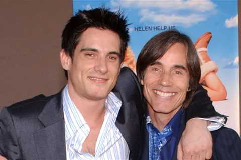 Jackson Browne's Son Ethan Browne Dead at 52