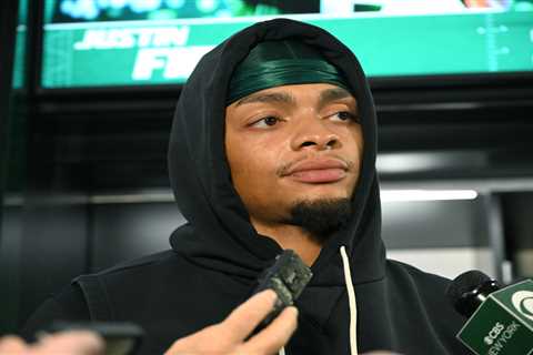 Justin Fields refuses to let his Jets benching become his end