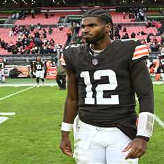 Browns sticking with Shedeur Sanders — at least for next week —as offense struggles vs. 49ers