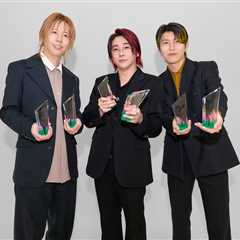 2025 Year-End Billboard Japan Charts Unveiled: Mrs. GREEN APPLE Dominates as Snow Man & Creepy Nuts ..