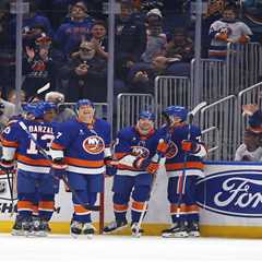 Islanders topple Avalanche to pick up best win of season, spoil Brock Nelson’s return