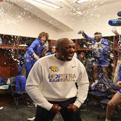 Hofstra vying to be ‘the hunted’ after stunning Syracuse upset continues strong start