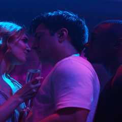 Star-Crossed Hockey Lovers: Here’s How to Watch ‘Heated Rivalry’ Season Finale for Free