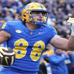 Pittsburgh vs. East Carolina prediction: Military Bowl picks, odds, bets