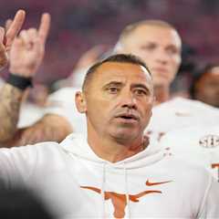 theScore Bet bonus code NPNEWS: Bet $10, get $100 in bonus bets for Cheez-It Citrus Bowl