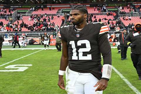 Browns sticking with Shedeur Sanders — at least for next week —as offense struggles vs. 49ers