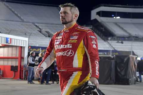 Michael Annett, former NASCAR driver, dead at 39