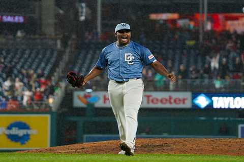 Nationals trade reliever Jose Ferrer to Mariners for top catching prospect Harry Ford