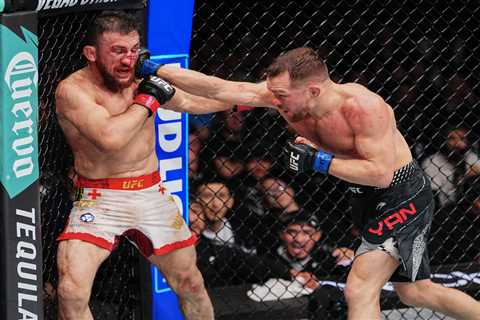 Petr Yan dominates Merab Dvalishvili in stunning fashion to win bantamweight title at UFC 323