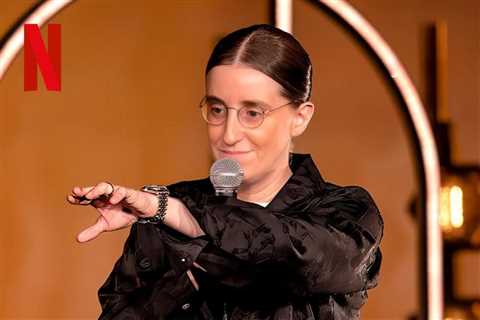 Robby Hoffman’s New Comedy Special ‘Wake Up’ Comes to Netflix Soon