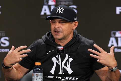 Aaron Boone weighs in on Yankees’ major left-field question