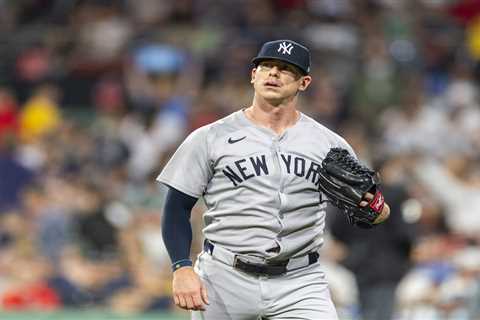 Ex-Yankees reliever Ian Hamilton signs one-year contract the Braves