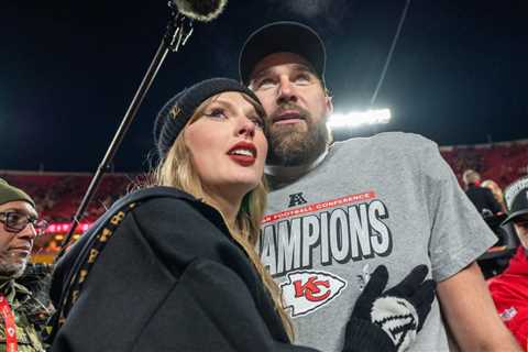 Taylor Swift Supports an Emotional Travis Kelce at His Last Chiefs Home Game of the Season