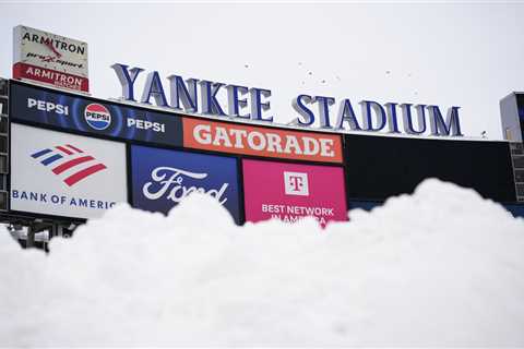 New York’s winter storm leads to  ESPN Skycam trouble at the Pinstripe Bowl