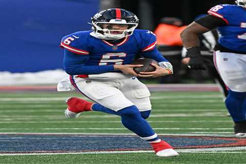 Giants facing déjà vu moment with draft talk at center of Week 17 matchup