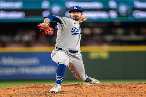 Former Yankees trade deadline disaster Andrew Heaney retires after 12 seasons