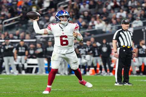 Heroes, zeroes of Giants’ win over Raiders: Jaxson Dart’s clean game was everything team needed