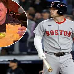 Inside Alex Bregman’s Red Sox departure as he celebrates blockbuster Cubs deal
