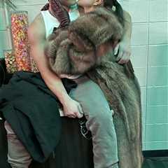 Olivia Culpo’s two-word reaction to 49ers’ thrilling playoff win over the Eagles