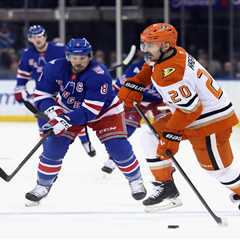 theScore Bet bonus code NPNEWS: Bet $10, get $100 in bonus bets for Rangers vs. Ducks