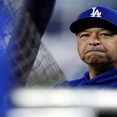 How a re-energized Dave Roberts found clarity in his once-uncertain Dodgers future