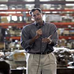 Former Knicks center Chris Dudley makes second run for governor of Oregon