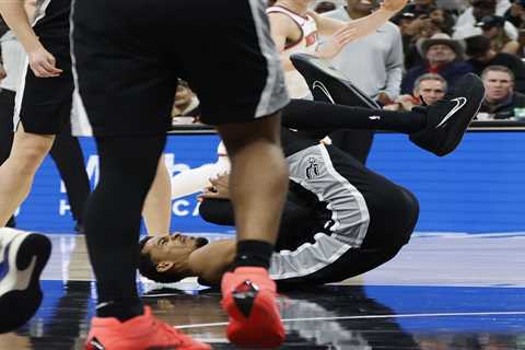 Spurs avoid injury disaster as Victor Wembanyama optimistic after hyperextending knee