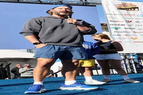 NBC targeting Clayton Kershaw for studio analyst role