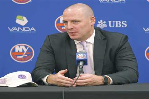 Islanders GM OK letting contract situations play out past deadline