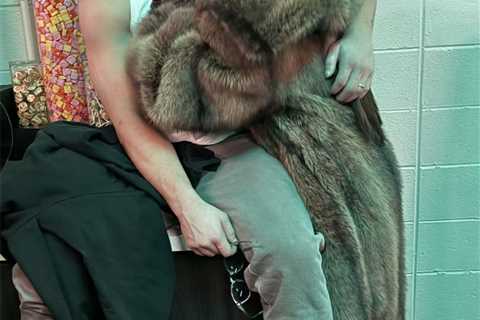 Olivia Culpo’s two-word reaction to 49ers’ thrilling playoff win over the Eagles