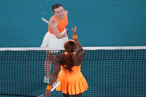 Iga Swiatek calls for player privacy at Australian Open after Coco Gauff smashes racket: ‘Are we..