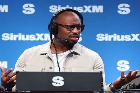 Vernon Davis attacks woman during explosive argument over abortion: report