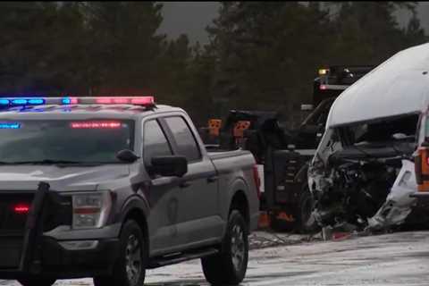 California girls hockey team overcomes tragedy to win game day after deadly Colorado crash