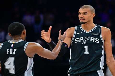 theScore Bet bonus code NPNEWS: Bet $10, get $100 in bonus bets for Spurs vs. Hornets