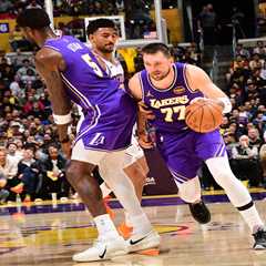 Luka Doncic undergoing MRI in major Lakers injury concern — just as Austin Reaves returns