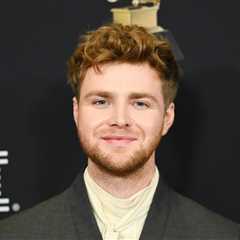 One Year After ‘Ordinary’s’ Release, Alex Warren Shares ‘Pinch-Me’ Moments With Ed Sheeran &..